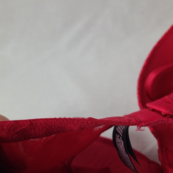 Victorias secret Very sexy push up bra size 32DD- Read description - Picture 6 of 9